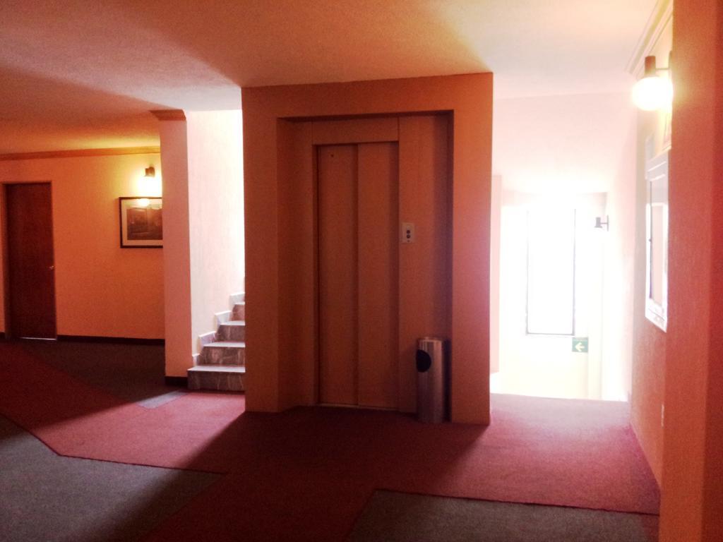 Hotel Siesta Del Sur メキシコシティ エクステリア 写真