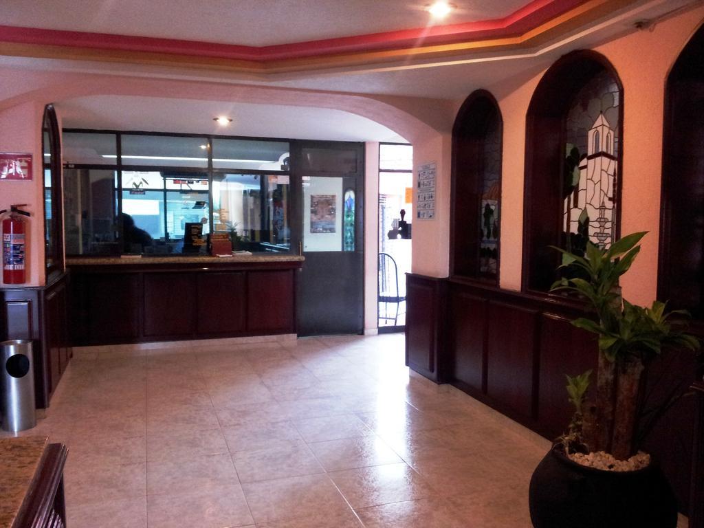 Hotel Siesta Del Sur メキシコシティ エクステリア 写真