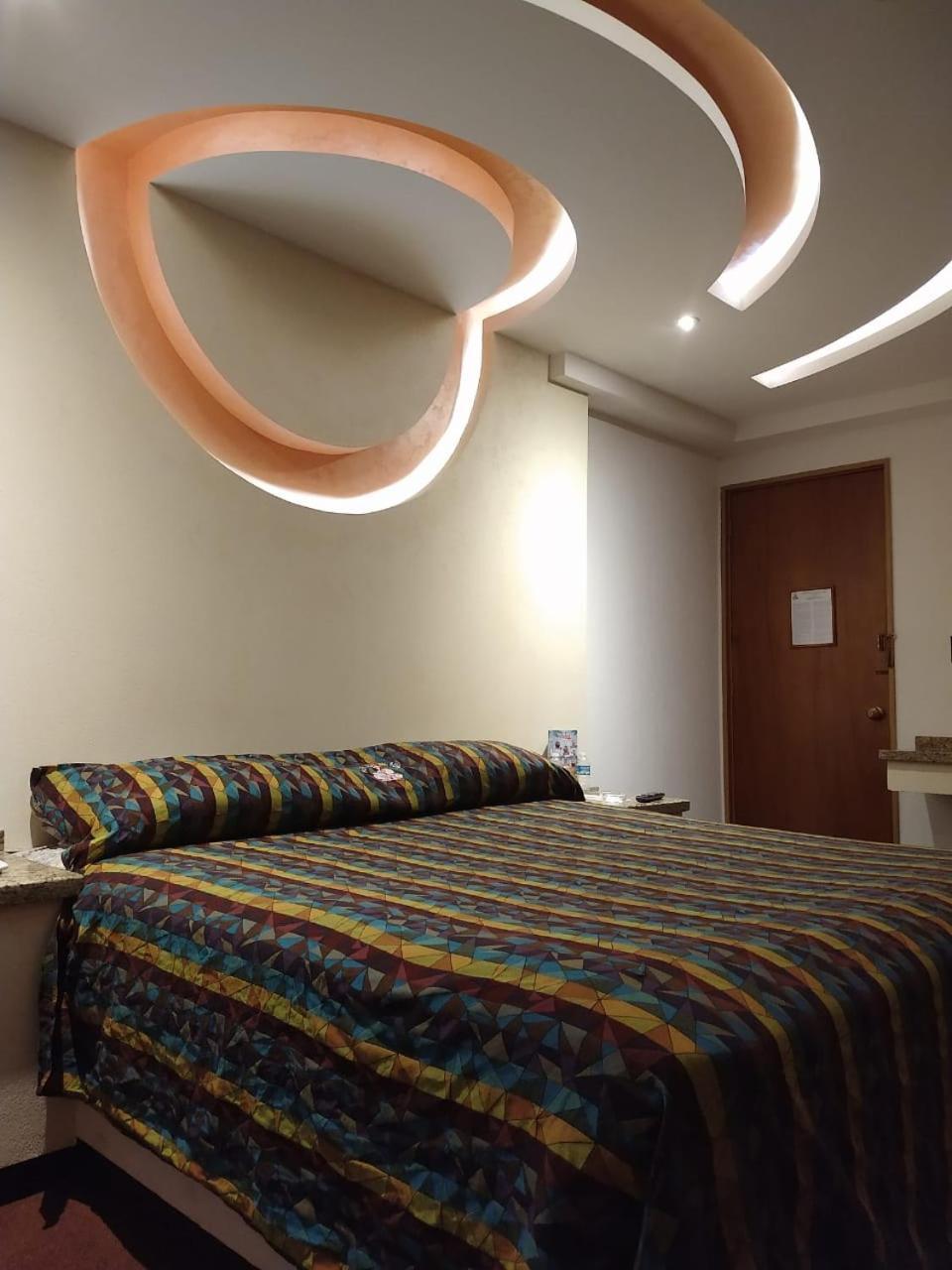 Hotel Siesta Del Sur メキシコシティ エクステリア 写真