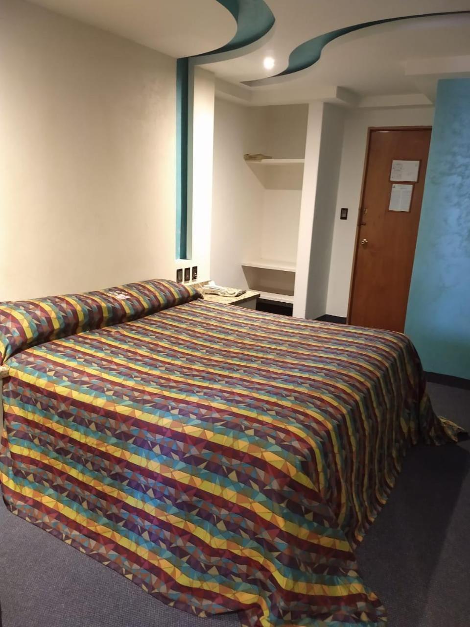 Hotel Siesta Del Sur メキシコシティ エクステリア 写真